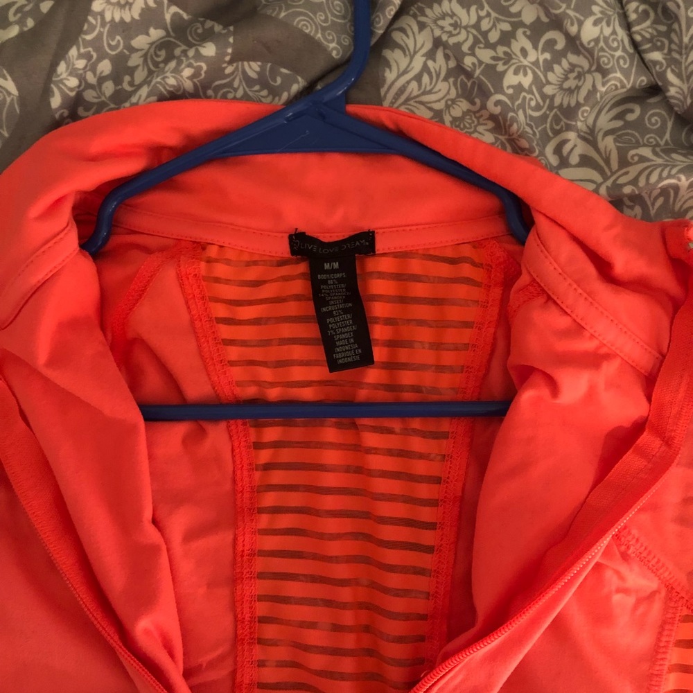 Workout jacket - Picture 2 of 2